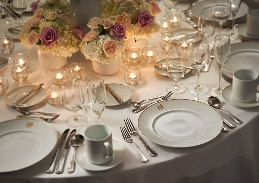 Hotel Empire Table setting